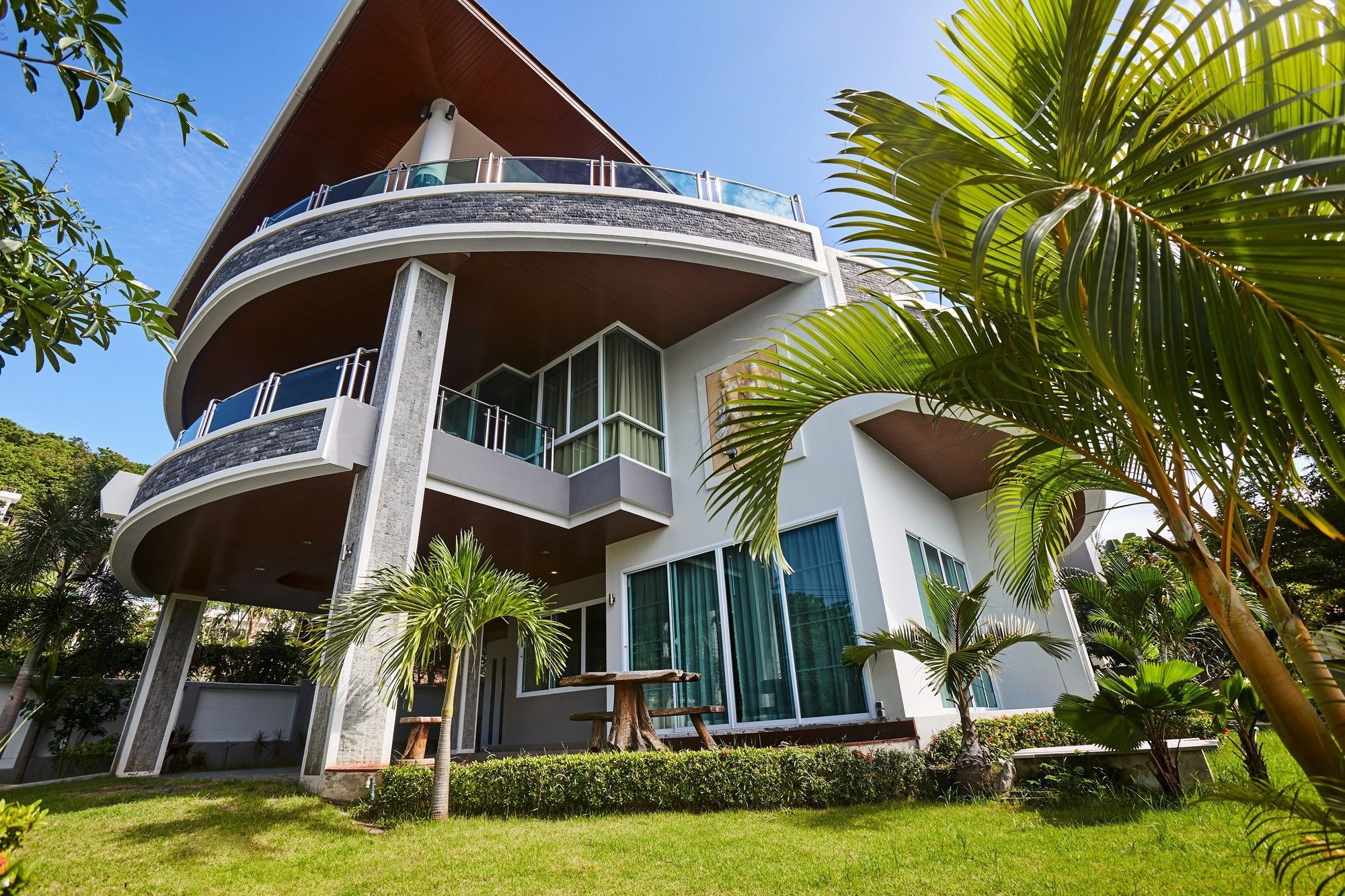 Nb Villa Vimana Bang Rak Beach  Eksteriør billede